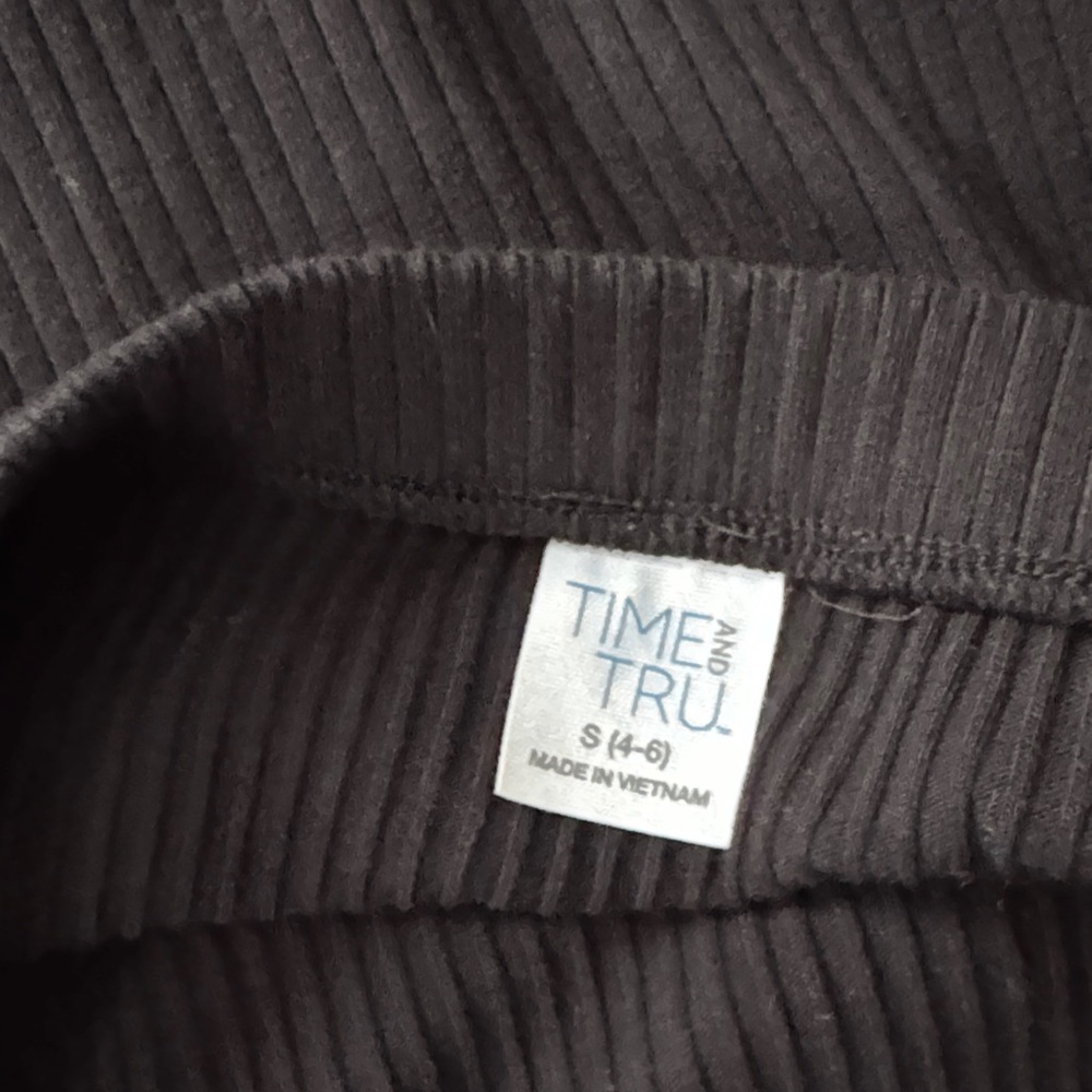 Time and Tru Black and Tan Pencil Skirt Set - Picture 2 of 5